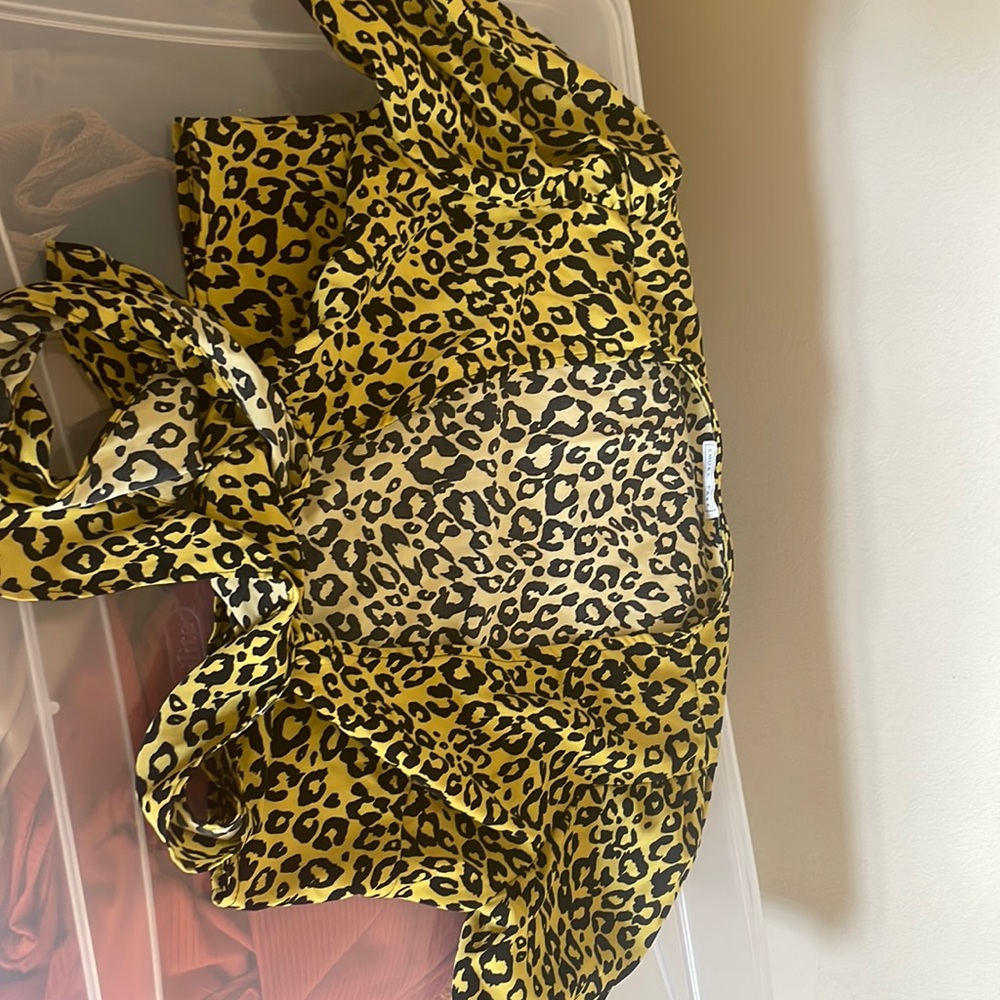 Emory park size small crop top